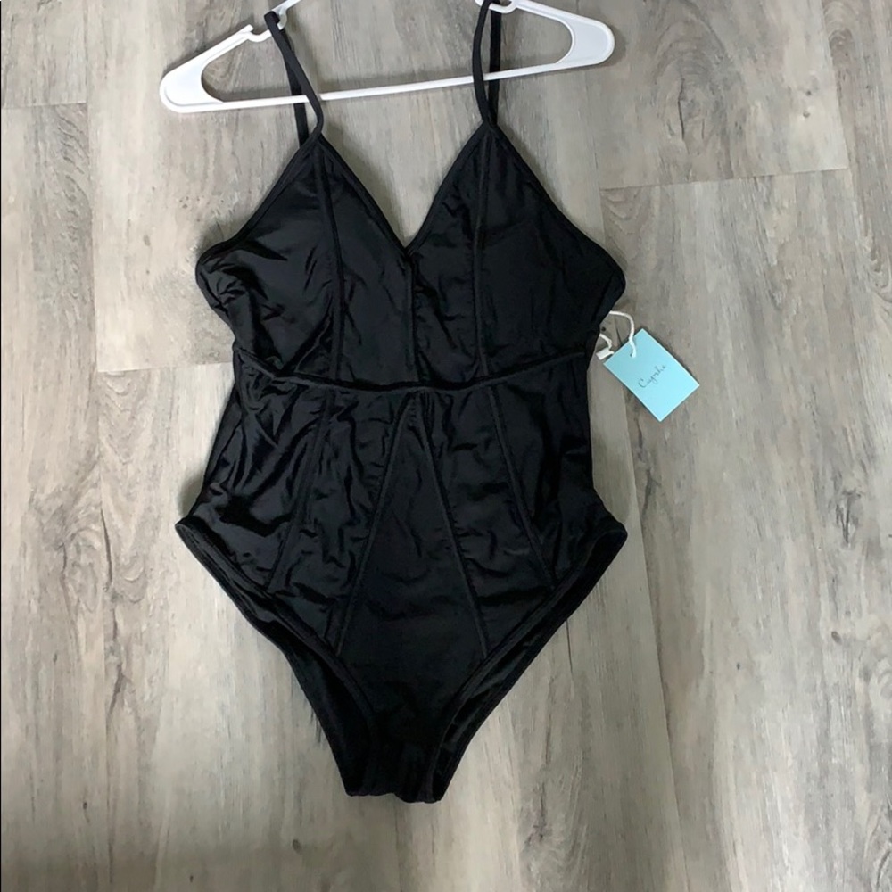 CUPSHE SWIMSUIT 👙